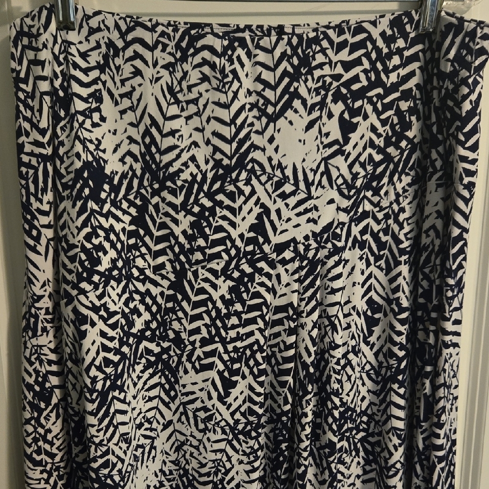 Robert Louis Black and White Pleated Maxi Skirt - Picture 3 of 5